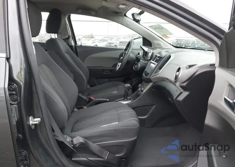 2016 Chevrolet Sonic Lt Auto z USA, uszkodzony, nr VIN 1G1JC5SH0G4106892